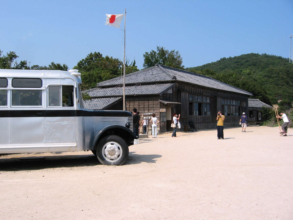 Shodoshima (Kankakei Gorge, Twenty-four Eyes Movie Village, Olive Park)_4