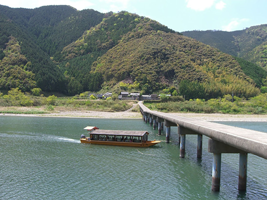 Shimanto River sightseeing boats_4